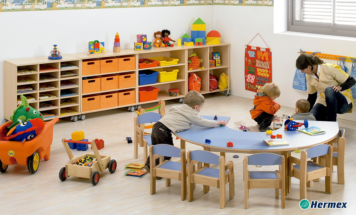 Aula%20primaria%20silla%20con%20brazos%20europa